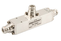 PE-T2023 - 低 PIM 30 dB N 不均等タッパー、698 MHz 〜 2.7 GHz 最大 300 W