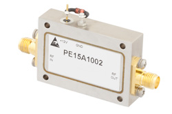 PE15A1002 - 2 dB NF、13 dBm Psat、4 GHz  〜 8 GHz、低ノイズ増幅器、38 dB ゲイン、SMA