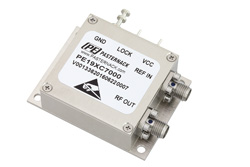 PE19XC7000 - 500 MHz フェーズロック発振器、10 MHz 外部リファレンス、位相雑音 -110 dBc/Hz、SMA