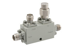 PE2CP1121-30 - 方向性 30 dB SMA 結合器、18 GHz 〜 26 GHz 最大 30 W