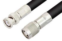 PE34520LF - 逆極性 TNC オス 〜 BNC オス ケーブル、RG214 同軸、鉛フリーはんだ