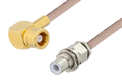 PE3C0471 - 75 Ω SMB プラグ 直角 〜 75 Ω SMB ジャック バルクヘッドケーブル、95 Ω RG180 同軸