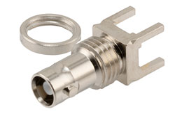 PE40013 - 12G SDI 75 Ω HD-BNC メス バルクヘッドマウント コネクタ, はんだ接続, スルーホール PCB