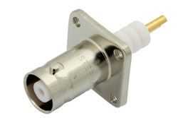 PE4228 - MHV メス コネクタ、はんだ接続、4ホールパネルマウント、ソルダーカップターミナル、.500インチネジ穴間隔