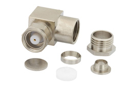 PE4266 - 75 Ω SMC プラグ 直角コネクタ、クランプ/はんだ接続、RG59、RG62