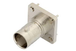 PE44115 - 78 Ω BNC二軸 ジャック コネクタ、はんだ接続、スルーホールPCB、.687インチx.500インチ穴間隔