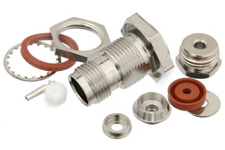 PE44176 - 75 Ω TNC メス バルクヘッドマウントコネクタ、クランプ/はんだ接続、RG179、RG187、.480インチD穴