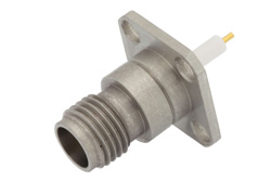 PE44218 - 2.4mm メス コネクタ、はんだ接続、4ホールパネルマウント、ピンターミナル、.340インチ穴間隔