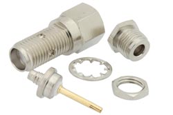 PE4424 - SMA メス バルクヘッドマウントコネクタ、クランプ/はんだ接続、RG188-DS、RG316-DS、.235インチD穴