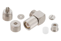 PE44264 - 75 Ω 1.6/5.6 プラグ 直角コネクタ、クランプ/はんだ接続、RG179、RG187