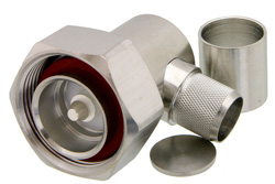 PE44543 - 7/16 DIN オス 直角コネクタ、圧着/はんだ接続、PE-C600、.600インチ