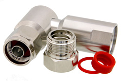 PE44554 - N オス 直角低PIMコネクタ、クランプ/ノンソルダー端子接続、1/2インチらせん状、1/2インチ超フレキ、1/2インチらせん状、PE-1/2SFHC、IP67準拠