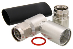 PE44564 - N オス 直角コネクタ、クランプ/はんだ接続、1/2インチ環状、1/2インチフレキ、PE-1/2FAC