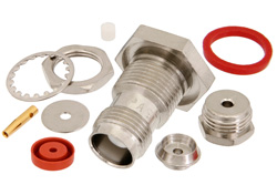 PE4467 - TNC メス バルクヘッドマウントコネクタ、クランプ/はんだ接続、RG178、RG196、.480インチD穴