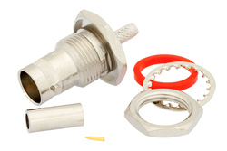 PE44687 - 75 Ω BNC メス バルクヘッドマウントコネクタ、圧着/はんだ接続、735A、.480インチD穴