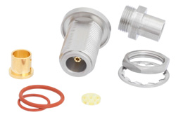 PE44807 - N メス バルクヘッドマウントプレシジョンコネクタ、クランプ/はんだ接続、PE-P300LL