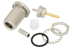 PE44877 - N メス バルクヘッドマウントコネクタ、圧着/はんだ接続、RG188-DS、RG316-DS