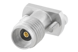 PE45450 - 2.92mm メス コネクタ、クランプ接続、ヴァーティカルランチPCB、交換可能ストリップラインランチ