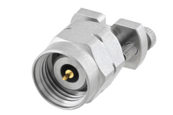 PE45457 - 2.4mm オス コネクタ、クランプ接続、ヴァーティカルランチPCB、交換可能マイクロストリップランチ