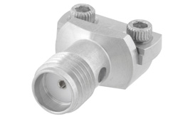 PE45463 - SMA メス コネクタ、クランプ/はんだ(キャプティブ端子)接続、エンドランチPCB、マイクロストリップ/コプラナーランチ, 0.005 インチ