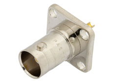 PE4630 - 75 Ω BNC メス コネクタ、はんだ接続、4ホールパネルマウント、ソルダーカップターミナル、.500インチ穴間隔