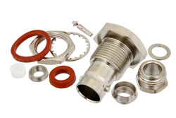 PE4637 - 75 Ω BNC メス バルクヘッドマウントコネクタ、クランプ/はんだ接続、RG59、RG62、RG71、.480インチD穴