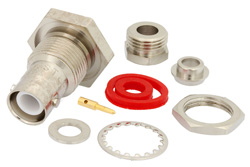 PE4746 - 逆極性 BNC メス バルクヘッドマウントコネクタ、クランプ/はんだ接続、RG55、RG58、RG141、RG142、RG223、RG400、.480インチD穴