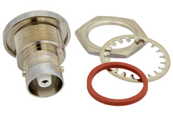 PE4971 - C メス バルクヘッドマウント気密シールコネクタ、はんだ接続、ソルダーカップターミナル、.720インチD穴