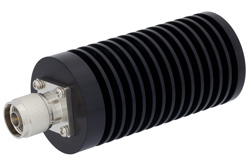 PE6189 - 50 W RF ロード最大 3 GHz、N オス、丸型黒色 陽極酸化アルミヒートシンク