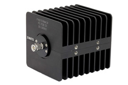 PE7018-20 - 20 dB 固定減衰器、SMA オス 〜 SMA メス、黒色 陽極酸化アルミヒートシンク、25 W、最大 18 GHz