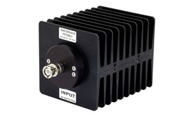 PE7026-3 - 3 dB 固定減衰器、BNC オス 〜 BNC メス 方向性、黒色 陽極酸化アルミヒートシンク、100 W、最大 1 GHz