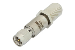 PE7076 - 50 Ω SMA オス 〜 75 Ω F メス 整合パッド、DC 〜 3 GHz