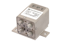 PE71S6115 - トランスファ電気機械式リレーラッチングスイッチ、DC 〜 26.5 GHz、20 W、28 V、セルフカットオフ、ダイオード、SMA