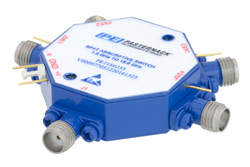 PE71S6255 - 吸収型 SP4T、PIN ダイオードスイッチ、動作周波数 1 GHz 〜 18 GHz、最大 0.1 W (+20 dBm)、フィールド交換式、SMA