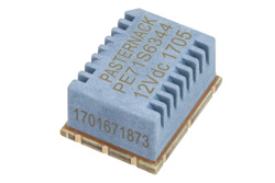 PE71S6344 - SPDT 電気機械式リレーラッチングスイッチ、DC 〜 8 GHz、最大 400 W、12 V、ホットスイッチング、SMT