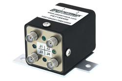 PE71S6400 - トランスファ電気機械式リレーフェールセーフスイッチ、DC 〜 18 GHz、最大 90 W、28 V、SMA