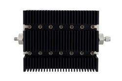 PE7221-30 - 30 dB 固定減衰器、SMA メス 〜 SMA オス 方向性、黒色 陽極酸化アルミヒートシンク、100 W、最大 6 GHz