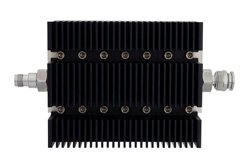 PE7234-20 - 20 dB 固定減衰器、TNC メス 〜 TNC オス 方向性、黒色 陽極酸化アルミヒートシンク、100 W、最大 6 GHz