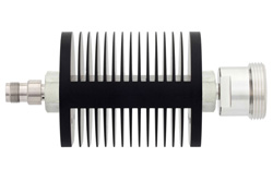 PE7376-40 - 40 dB 固定減衰器、TNC メス 〜 7/16 DIN メス、黒色 陽極酸化アルミヒートシンク、25 W、最大 7.5 GHz