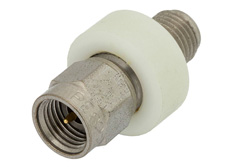 PE8224 - 50 Ω D.C.ブロック 2.92mmプラグから2.92mmジャック; 10 MHz - 26.5 GHz