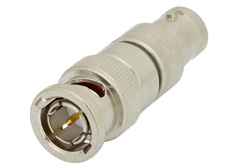 PE8232 - 75 Ω D.C.ブロック 75 Ω BNCプラグから75 Ω BNCジャック; 100 MHz - 4 GHz