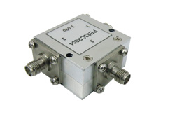 PE83CR004 - サーキュレータ、17 dB アイソレーション、1.7 GHz 〜 2.4 GHz、10 W、SMA メス