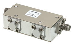PE83IR1019 - デュアルジャンクションアイソレータ、36 dB アイソレーション、4 GHz 〜 8 GHz、10 W、SMA メス