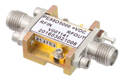 PE88D5000 - 分周器、5分周プリスケーラモジュール、500 MHz 〜 8 GHz、フィールド交換式 SMA