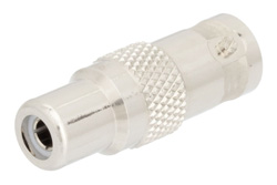 PE9015 - 50 Ω BNC メス 〜 75 Ω RCA ジャック アダプタ