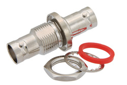 PE9093 - バルクヘッドマウント気密シール BNC メス 〜 BNC メス アダプタ