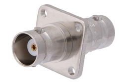 PE9106 - 4ホールパネルマウント BNC メス 〜 BNC メス アダプタ