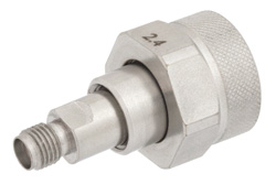 PE91146 - 高耐久性 2.4mm NMD メス 〜 SMA メス アダプタ