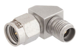 PE91168 - 2.92mm オス 〜 3.5mm メス 直角アダプタ