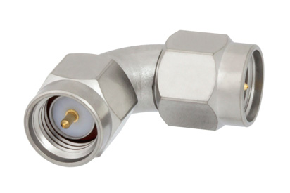 PE91327 - SMA オス 〜 SMA オス 曲げ直角アダプタ、最大 18 GHz